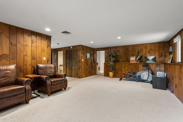 39 Barefoot Hill Road, Sharon, MA 02067
