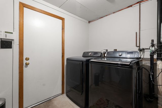 39 Barefoot Hill Road, Sharon, MA 02067