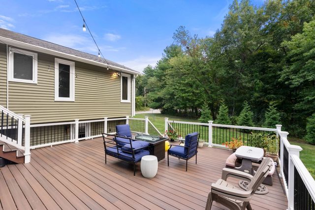 39 Barefoot Hill Road, Sharon, MA 02067