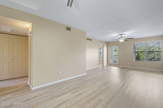 5800 N Kolb Rd Unit 12164, Tucson, AZ 85750