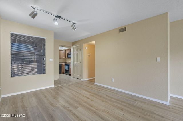 5800 N Kolb Rd Unit 12164, Tucson, AZ 85750