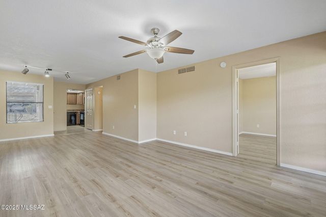 5800 N Kolb Rd Unit 12164, Tucson, AZ 85750