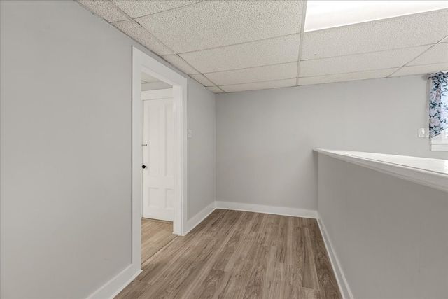 17 North Ave, Rockland, MA 02370