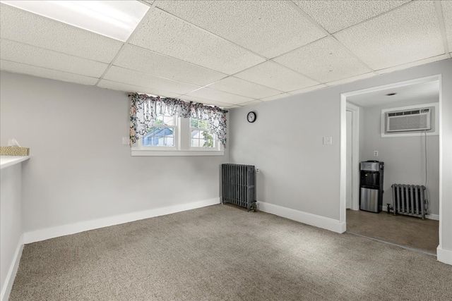 17 North Ave, Rockland, MA 02370
