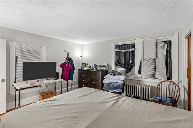 17 North Ave, Rockland, MA 02370