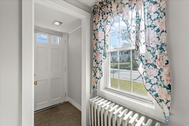 17 North Ave, Rockland, MA 02370