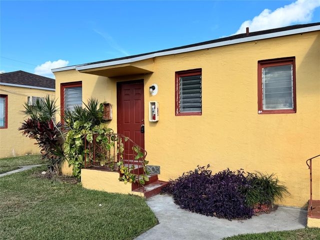 1739 Moffett Street 2, Hollywood, FL 33020