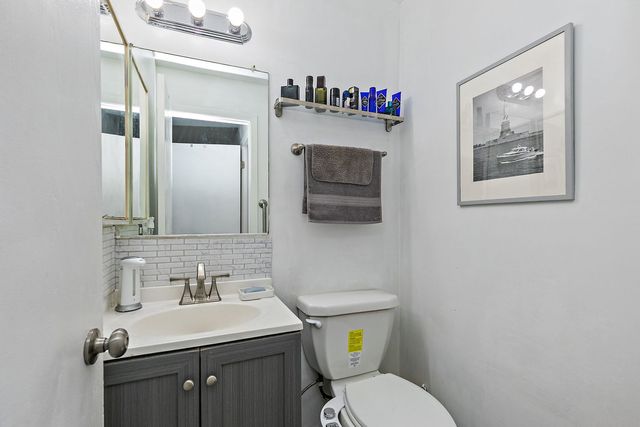 2249 Nichols Road 28D, Arlington Heights, IL 60004