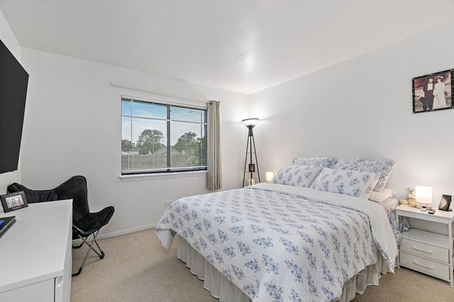 2249 Nichols Road 28D, Arlington Heights, IL 60004