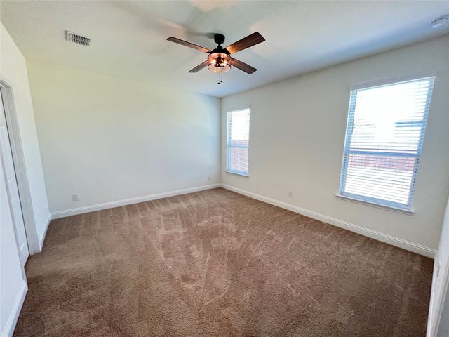 2605 Warren Lane, Aubrey, TX 76227