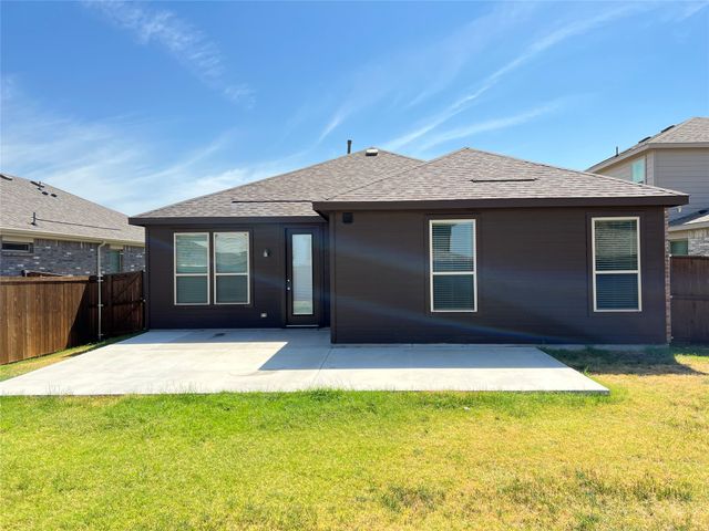 2605 Warren Lane, Aubrey, TX 76227