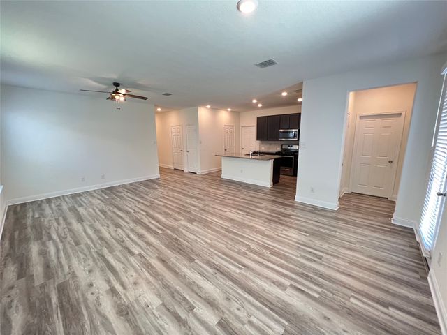 2605 Warren Lane, Aubrey, TX 76227