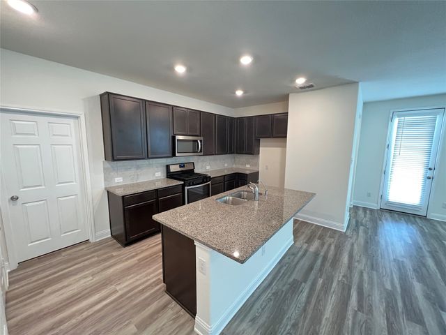 2605 Warren Lane, Aubrey, TX 76227