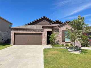 2605 Warren Lane, Aubrey, TX 76227