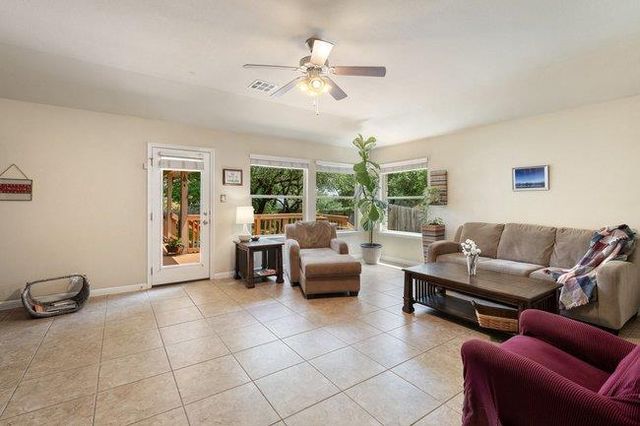 17700 Linkview DR, Dripping Springs, TX 78620