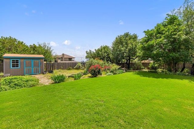 17700 Linkview DR, Dripping Springs, TX 78620
