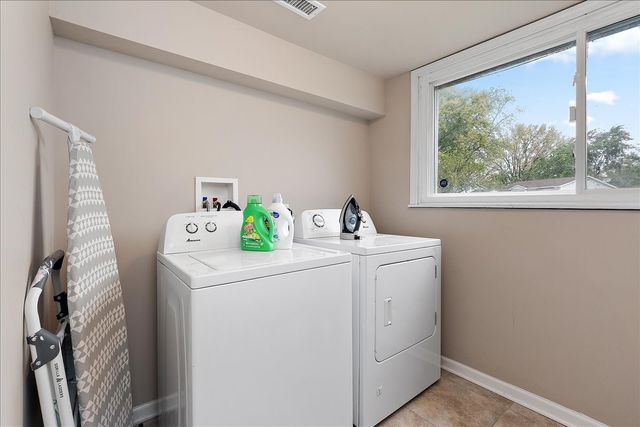 4301 Whitehall Lane, Richton Park, IL 60471