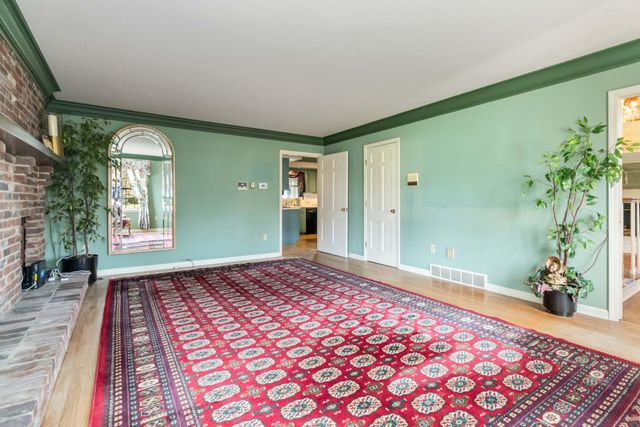 808 W Holly Lane, Corbin, KY 40701