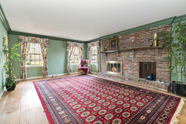 808 W Holly Lane, Corbin, KY 40701