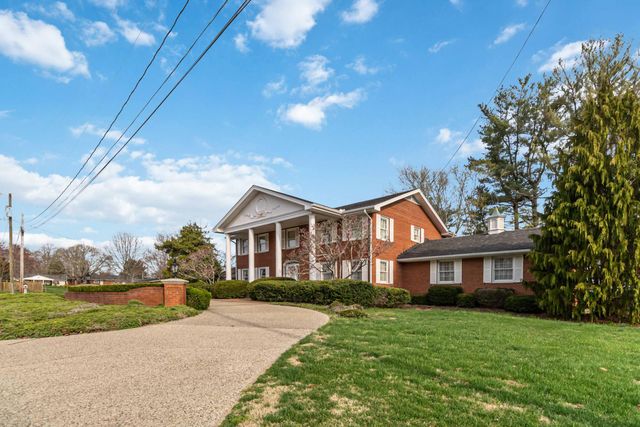 808 W Holly Lane, Corbin, KY 40701