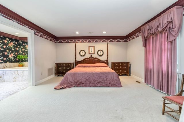 808 W Holly Lane, Corbin, KY 40701