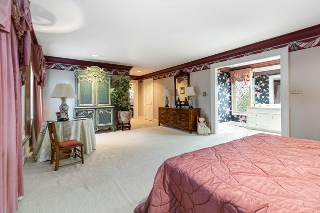 808 W Holly Lane, Corbin, KY 40701