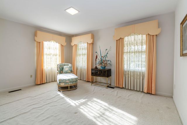 808 W Holly Lane, Corbin, KY 40701