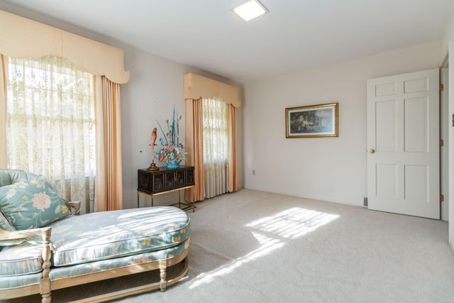 808 W Holly Lane, Corbin, KY 40701