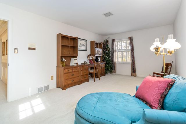 808 W Holly Lane, Corbin, KY 40701