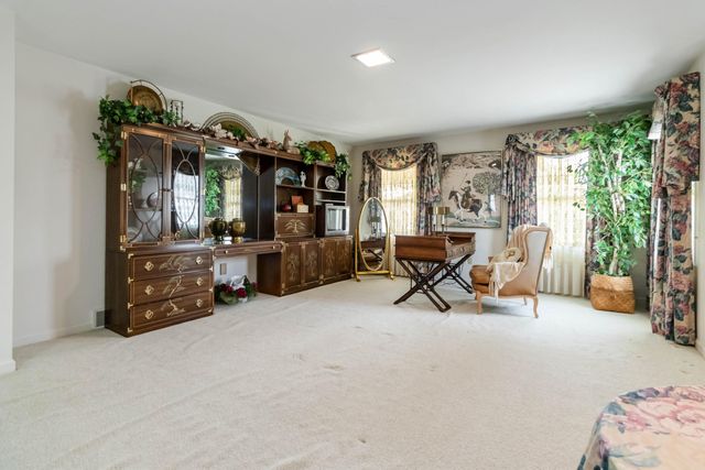 808 W Holly Lane, Corbin, KY 40701