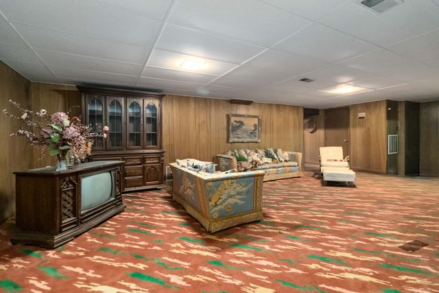 808 W Holly Lane, Corbin, KY 40701