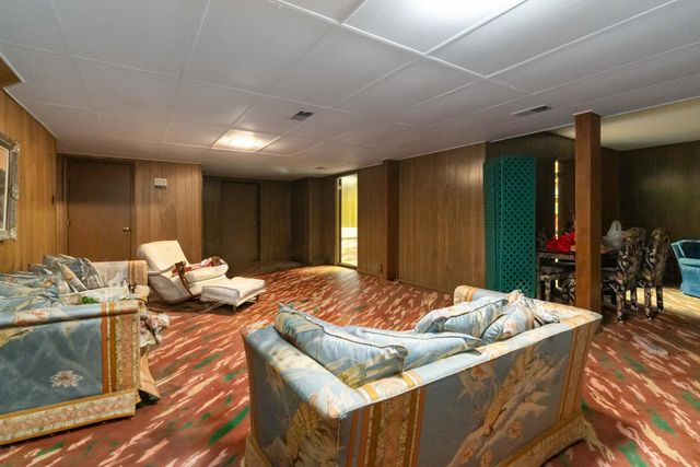 808 W Holly Lane, Corbin, KY 40701