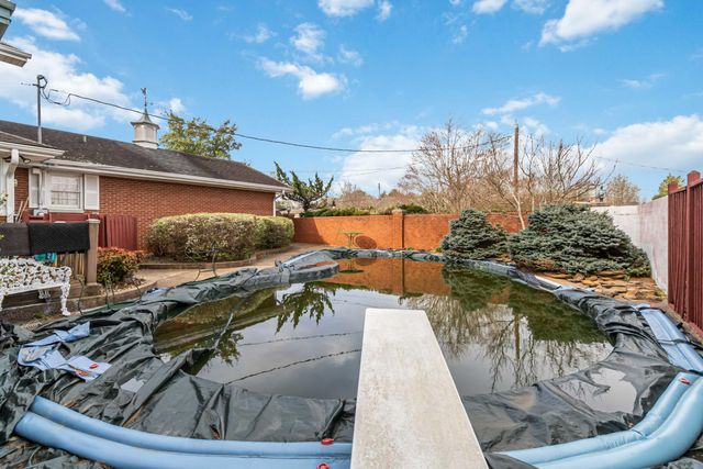 808 W Holly Lane, Corbin, KY 40701