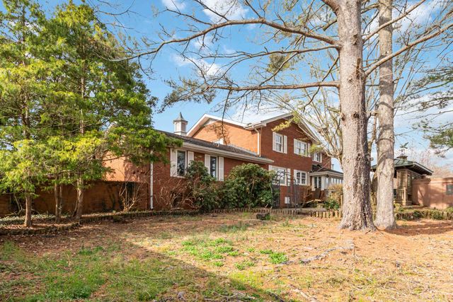 808 W Holly Lane, Corbin, KY 40701