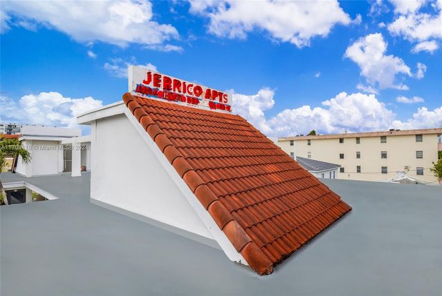 235 78th St, Miami Beach, FL 33141