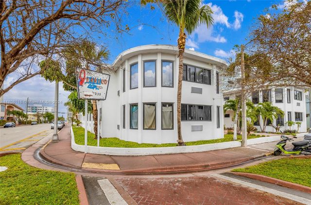 235 78th St, Miami Beach, FL 33141