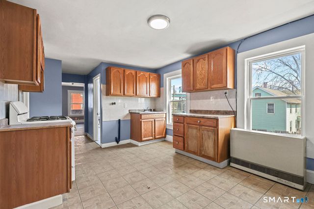 13-15 Portland Street, Middletown, CT 06457
