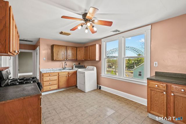 13-15 Portland Street, Middletown, CT 06457