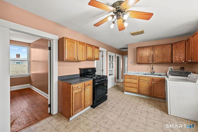 13-15 Portland Street, Middletown, CT 06457