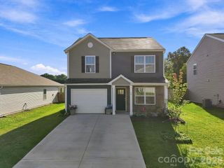 16 Madelyn Drive, Clyde, NC 28721