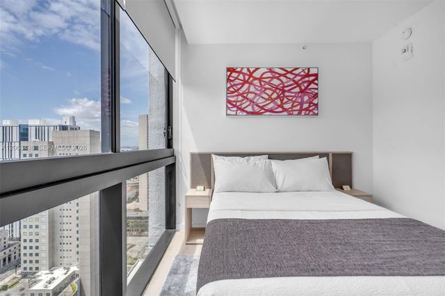 225 N Miami Avenue PH-3712, Miami, FL 33128