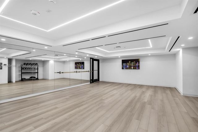 225 N Miami Avenue PH-3712, Miami, FL 33128