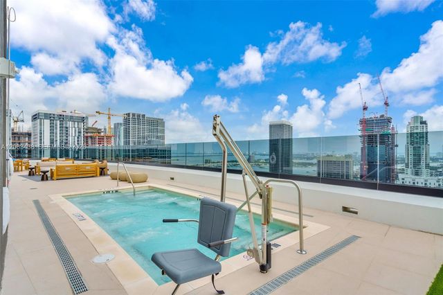 225 N Miami Avenue PH-3712, Miami, FL 33128