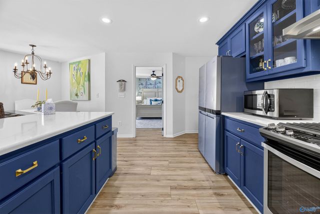 2505 Meadowwood Circle, Guntersville, AL 35976