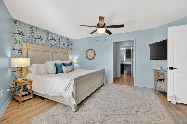 2505 Meadowwood Circle, Guntersville, AL 35976