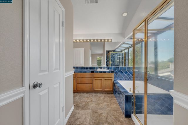 1806 Locke Court, Oakley, CA 94561