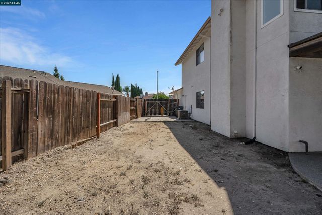 1806 Locke Court, Oakley, CA 94561