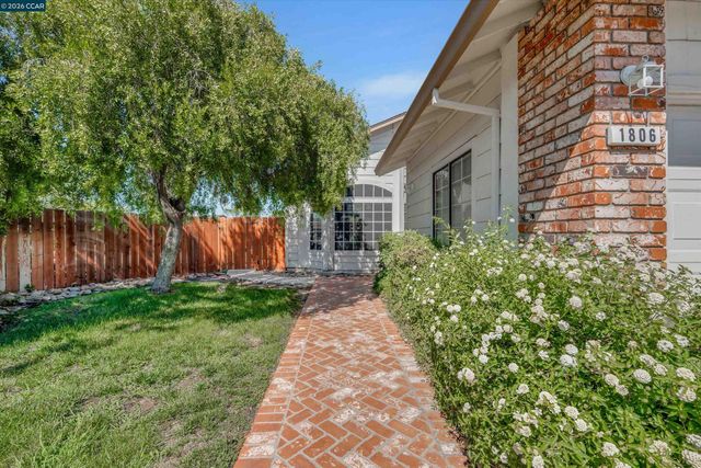 1806 Locke Court, Oakley, CA 94561