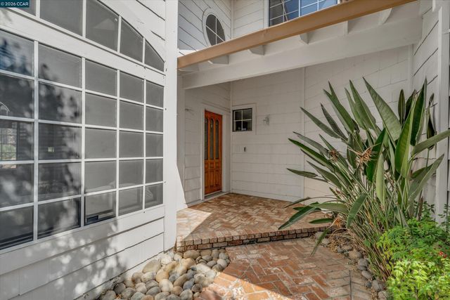 1806 Locke Court, Oakley, CA 94561