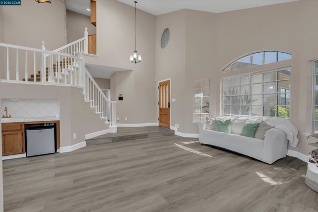 1806 Locke Court, Oakley, CA 94561